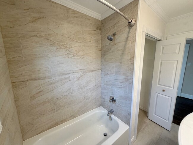 Building Photo - Statesville - HWY 90 - 3 BD/ 2 BA