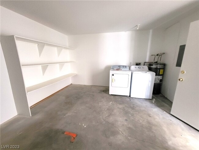 Building Photo - 1141 Sixshooter Ave