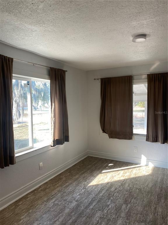 Building Photo - 2302 Cochran St