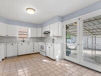 Building Photo - 1547 Cahoon St