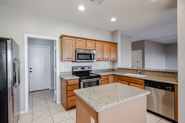 Building Photo - COMING SOON!! Beautiful 4Bed/2.5 bath In San Tan Valley