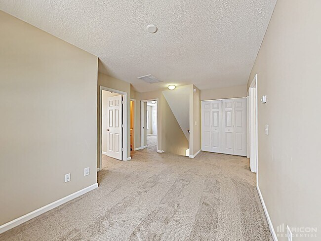 Building Photo - 225 Meyer Ln
