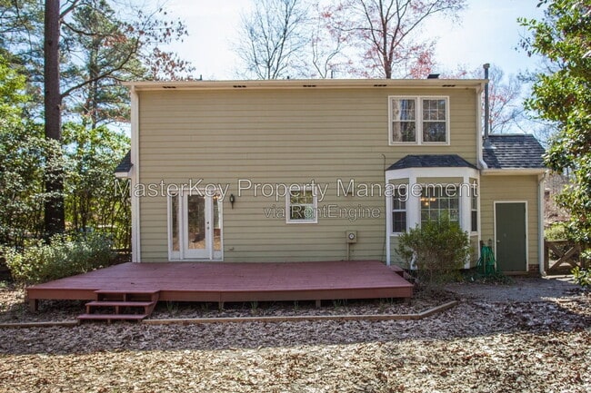 Building Photo - 702 Buckingham Rd