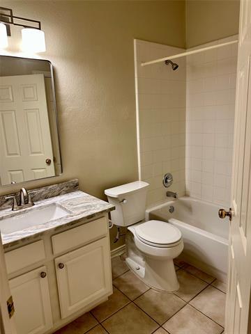 Building Photo - 8308 Clear Bay