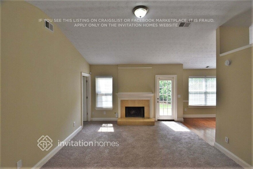 Building Photo - 7128 Ambercrest Ct