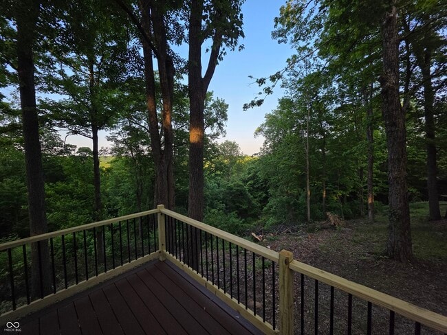 Building Photo - 158 Redbud Ln