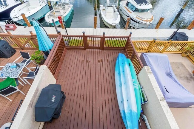 Building Photo - 1839 SE 4th St