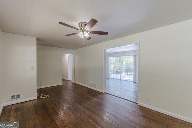 Building Photo - 2416 Timber Ridge Ct