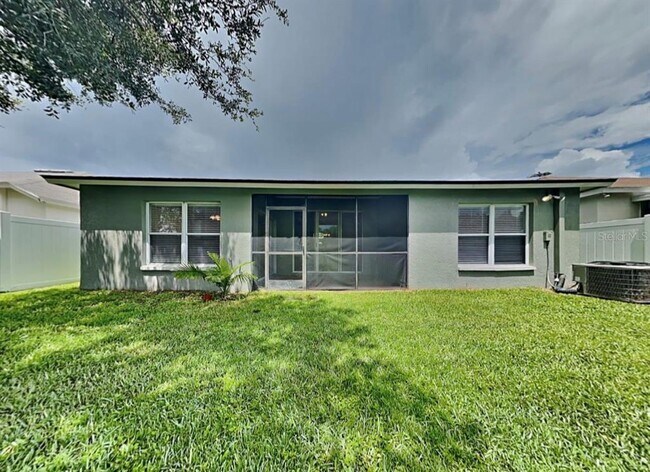 Building Photo - 1629 Maximilian Dr