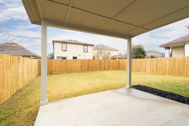 Building Photo - 5616 Victory Gallop Dr