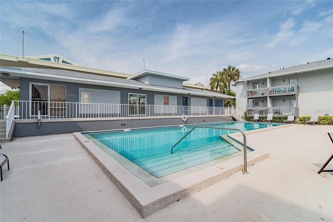 Building Photo - 4907 W McElroy Ave