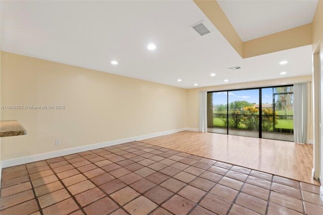 Building Photo - 4651 NW 90th Ave