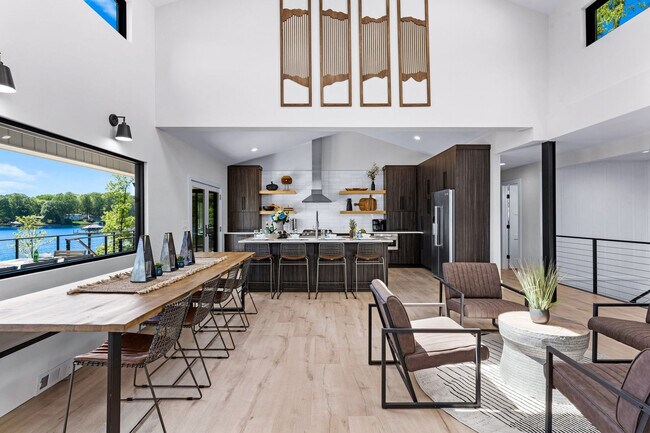 Building Photo - 3837 Fox Run