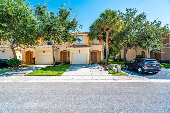 Building Photo - 460 Rainbow Springs Terrace