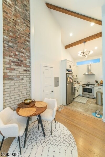 Building Photo - 376 Claremont Ave