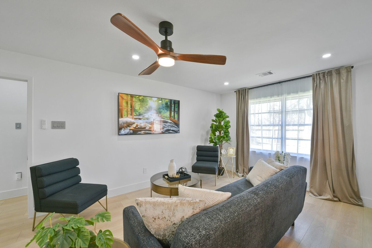 Building Photo - 6230 Rena St