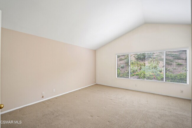 Building Photo - 751 Trousdale St