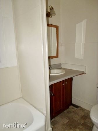 Building Photo - 3 br, 1 bath House - 1936 E Cairo St