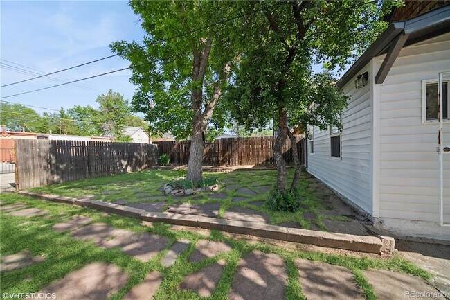 Building Photo - 3817 Osage St