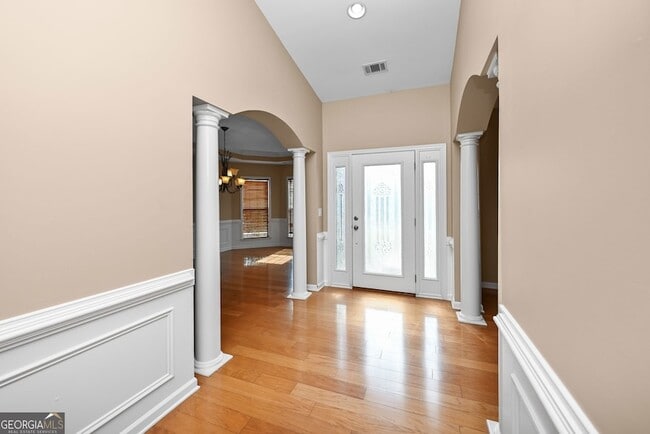 Building Photo - 317 Granite Way