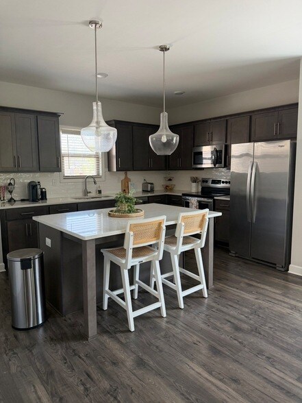 Building Photo - 500 Broussard Blvd