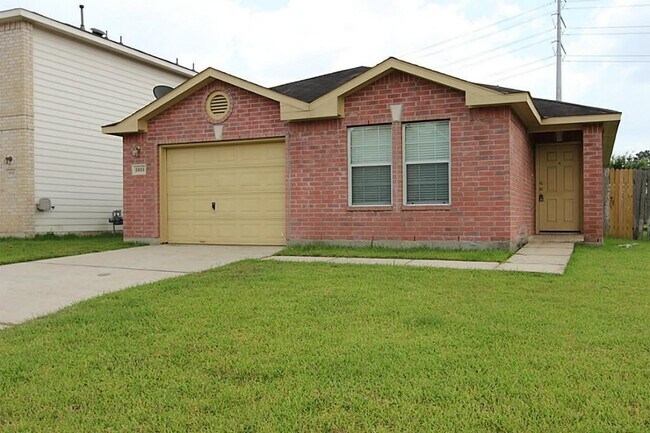 Building Photo - 5015 Fox Mill Ln