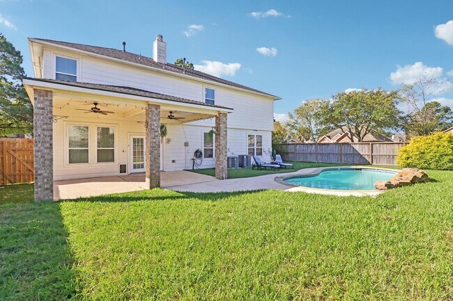 Building Photo - 16546 Cypress Thicket Dr