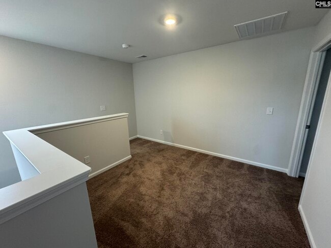 Building Photo - 6023 Edgemont Ct