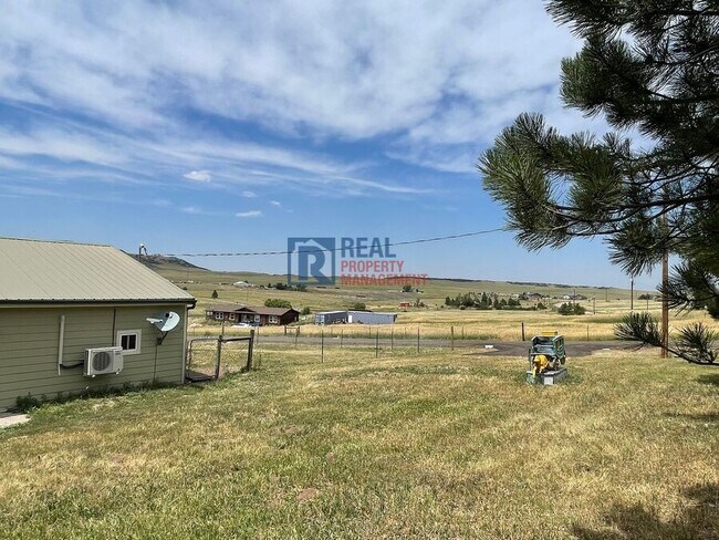 Building Photo - 11901 Haskel Creek Rd