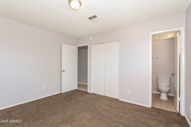 Building Photo - 8435 W Heatherbrae Dr