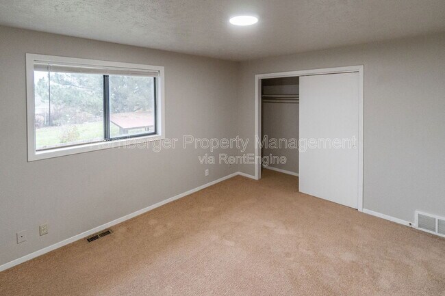 Building Photo - 509 S Skipworth Ct