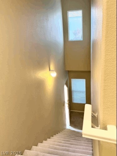 Building Photo - 821 Glacier Peak Ln