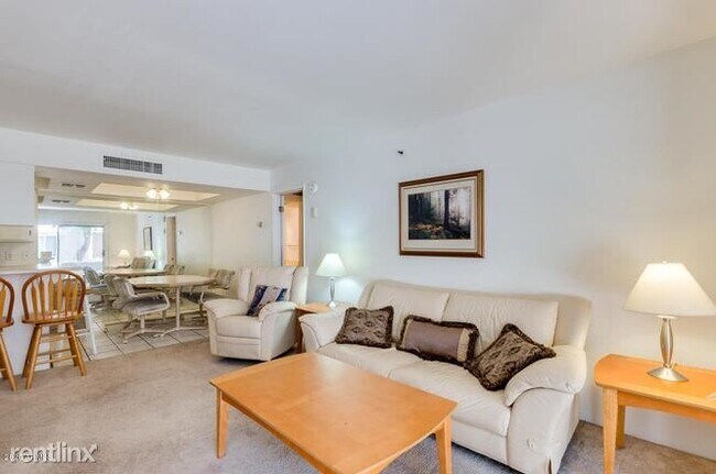 Building Photo - 4444 E Paradise Village Pkwy N