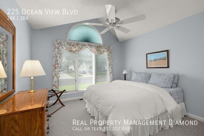 Building Photo - 225 Ocean View Blvd