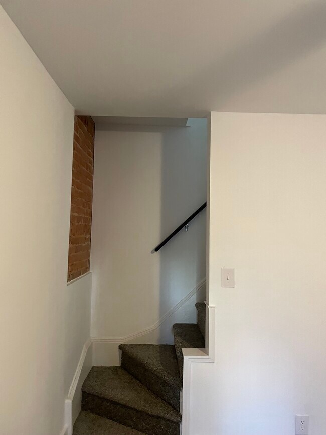 hall/stairs - 1206 E 11th St