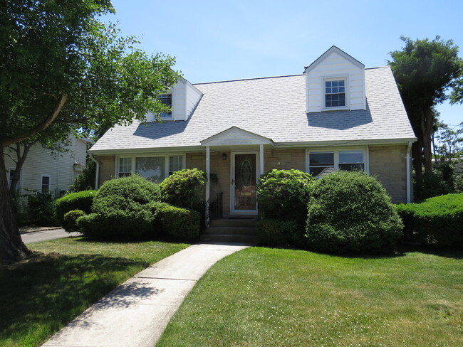 Primary Photo - Updated 4 Bedroom 2 Bath Cape