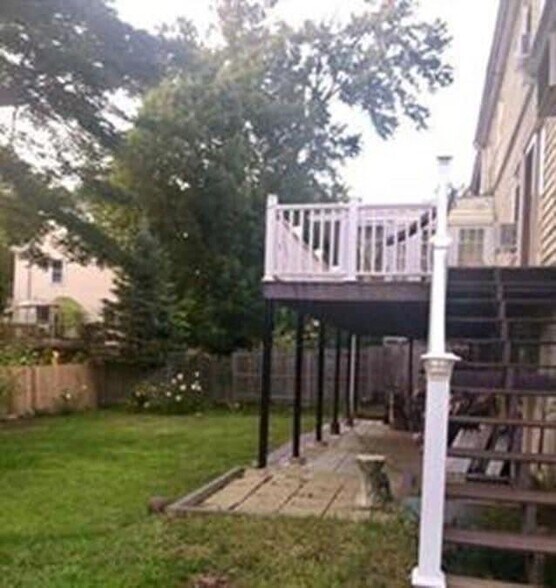 Building Photo - 49 Hackensack Rd