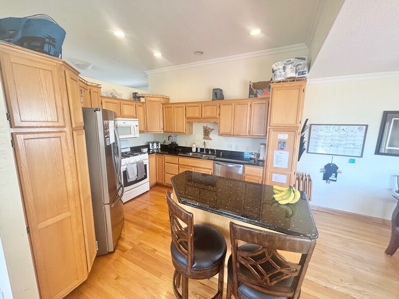 Building Photo - 20726 Ibex Ave