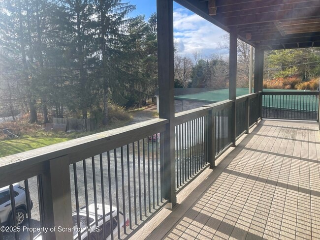 Building Photo - 628 Hudson St