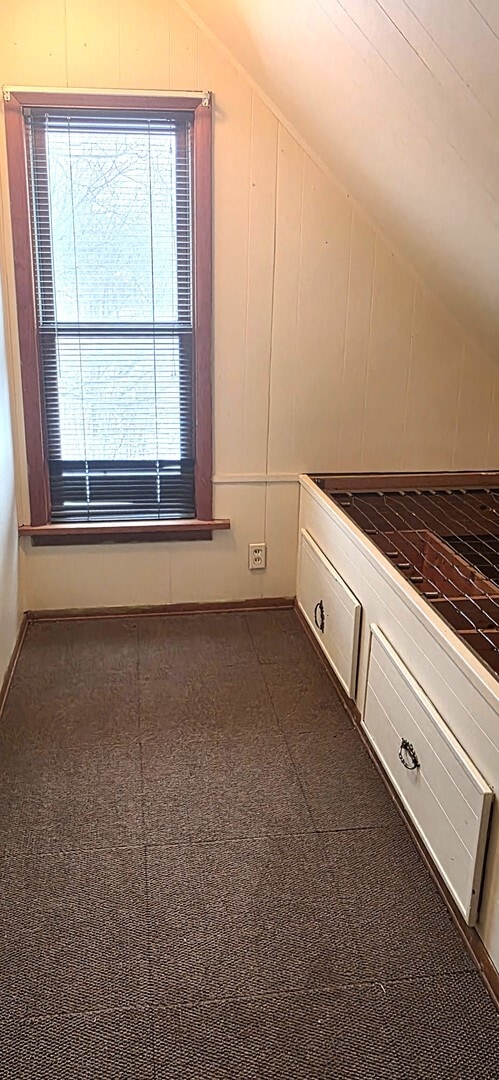 Building Photo - 17 S McHenry Ave