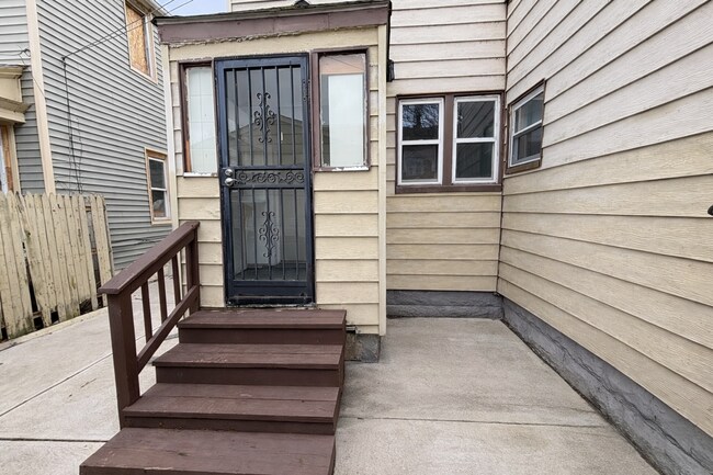 Building Photo - 6407 Dibble Ave