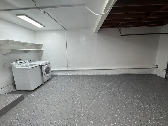 Building Photo - Hilton Head 3 Bedroom Home