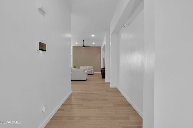 Building Photo - 12713 Captain Claudia CT