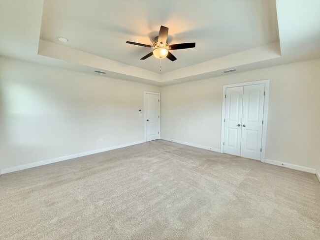 Building Photo - Beautiful 4BD, 3BA House with Bonus Family Room, Large Fenced Backyard, and Finished 2-Car Garage...