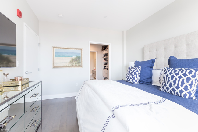 Building Photo - 2 br, 2 bath  - 150 Dorchester Ave Apt 611