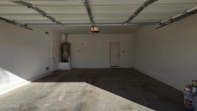 Building Photo - 9107 N 185th Ave