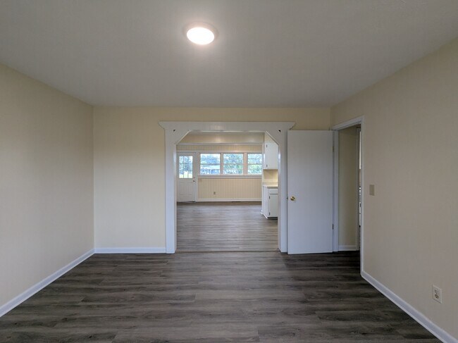 Building Photo - 68 Womack Ave