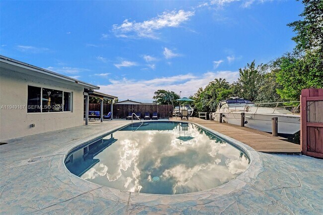 Building Photo - 3730 SW 47th Ct