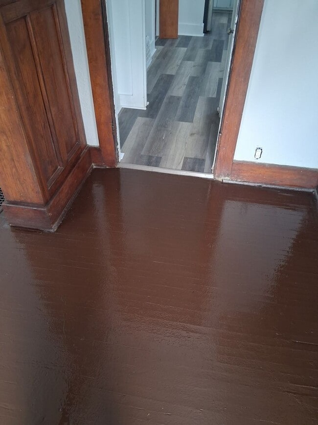 Building Photo - 1819 Luther St