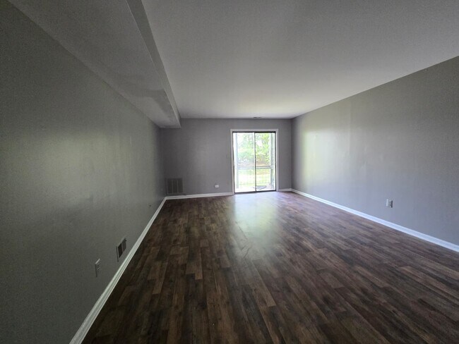 Living Room - Looking Outside - 2104 Woodbridge Commons Way